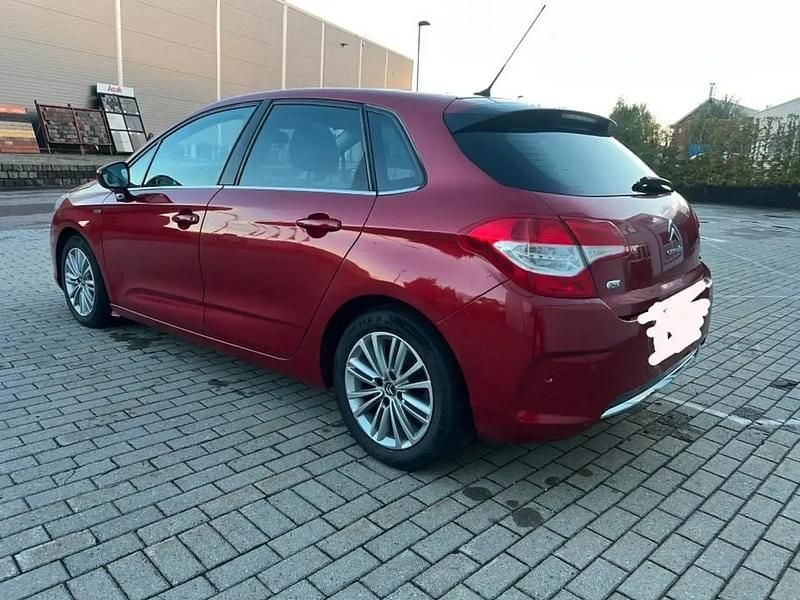 Utilisé 2011 Citroën C4 Exclusive Berline | 2 400 € (Prix juste) - Image 1/4