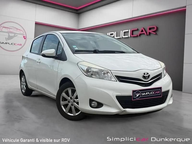 Blanc Utilisé 2012 Toyota Yaris | 8 480 € - Image 1/4