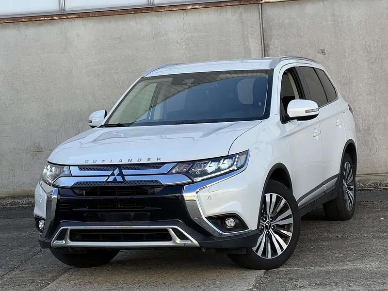 Blanc Utilisé 2021 Mitsubishi Outlander SUV | 14 950 € (Super prix) - Image 1/4