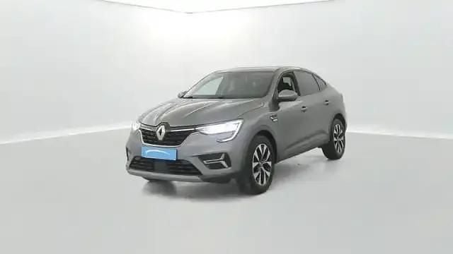 Gray m Occasion 2022 Renault Arkana SUV | 18 499 € (Bon prix) - Image 1/4