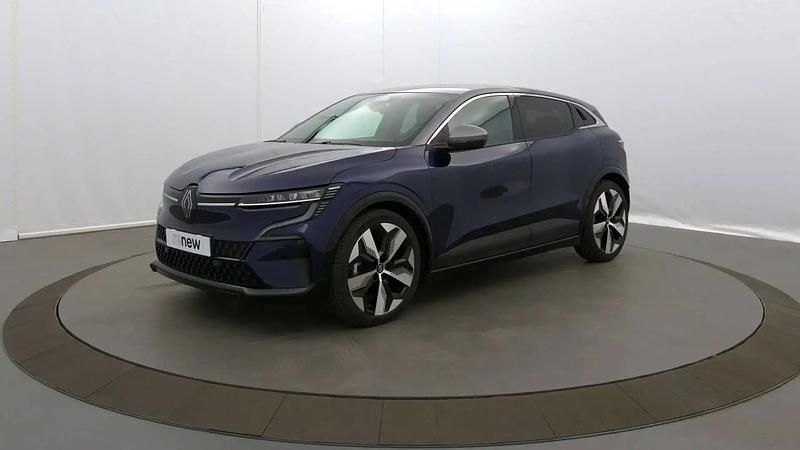Bleu Utilisé 2022 Renault Mégane Techno Berline | 25 990 € (Prix juste) - Image 1/4
