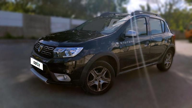 Noir Utilisé 2018 Dacia Sandero Stepway Citadine | 10 490 € (Bon prix) - Image 1/4