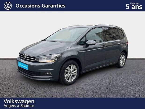 Gris Utilisé 2024 VW Touran Life Monospace | 38 982 € (Prix juste) - Image 1/4