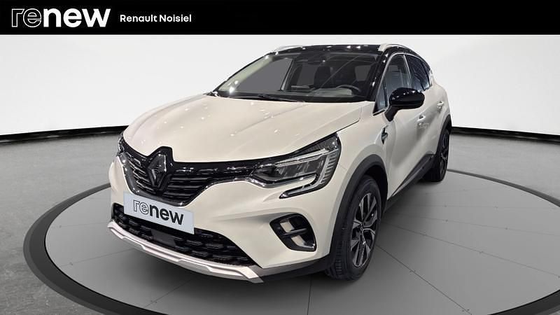 Blanc Utilisé 2024 Renault Captur Techno SUV | 19 890 € (Prix assez cher) - Image 1/4