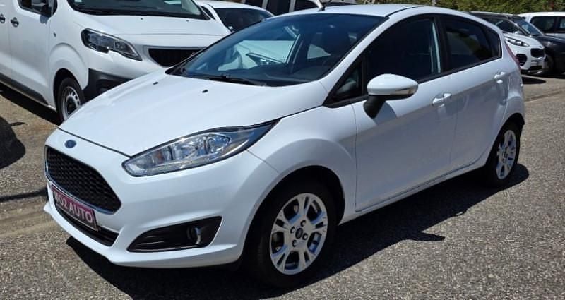 Blanc Utilisé 2016 Ford Fiesta Citadine | 5 990 € (Bon prix) - Image 1/4