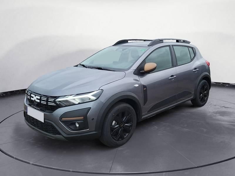 Gris Utilisé 2025 Dacia Sandero Extreme Citadine | 18 790 € (Prix assez cher) - Image 1/4