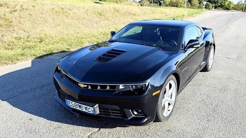 Noir Utilisé 2016 Chevrolet Camaro Coupé | 39 900 € - Image 1/4