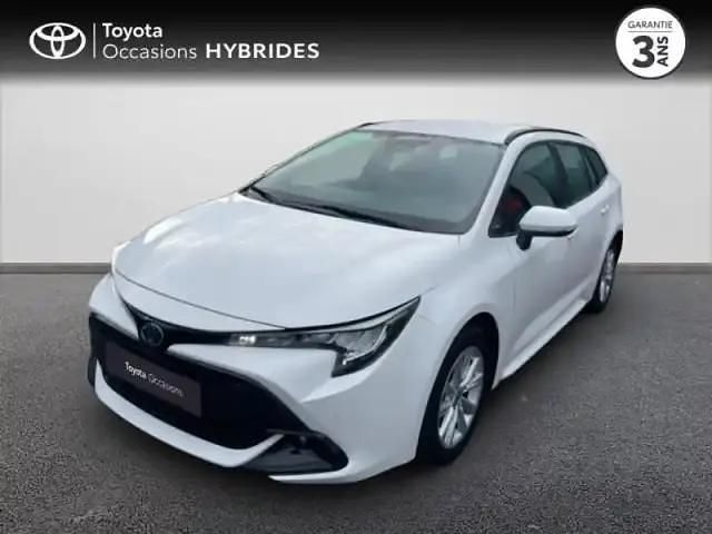 Blanc Utilisé 2024 Toyota Corolla Business Edition Break | 26 890 € (Prix juste) - Image 1/4