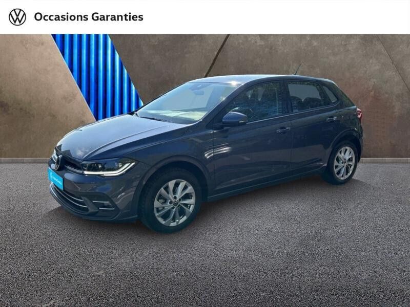 Gris Utilisé 2024 VW Polo Style Berline | 24 000 € (Prix juste) - Image 1/4