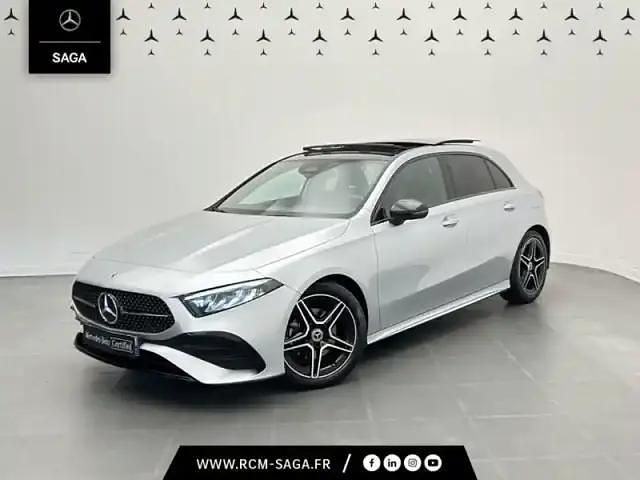 Argent Occasion 2024 Mercedes A200 AMG line Berline | 35 900 € (Prix juste) - Image 1/4