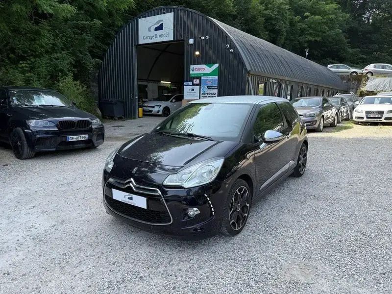 Bleu Utilisé 2013 Citroën DS3 Citadine | 8 000 € (Prix assez cher) - Image 1/4