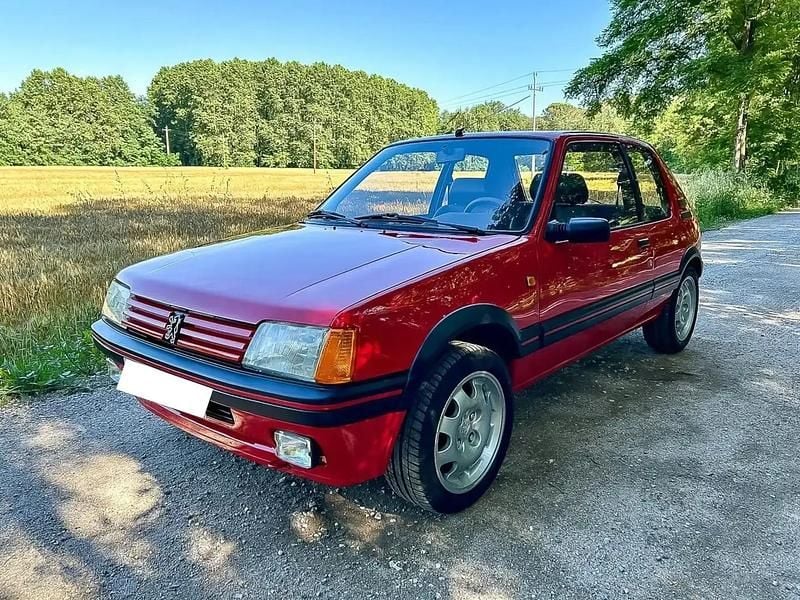 Occasion Peugeot 205 GTi 129 ch (94 kW) 1988 Rouge Berline