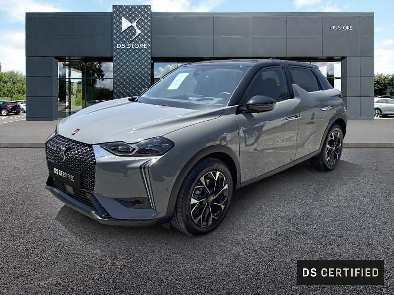 Gris laqué (m) toit noir Nouvelle 2024 DS Automobiles DS3 Crossback E-Tense Opera SUV | 45 600 € - Image 1/4