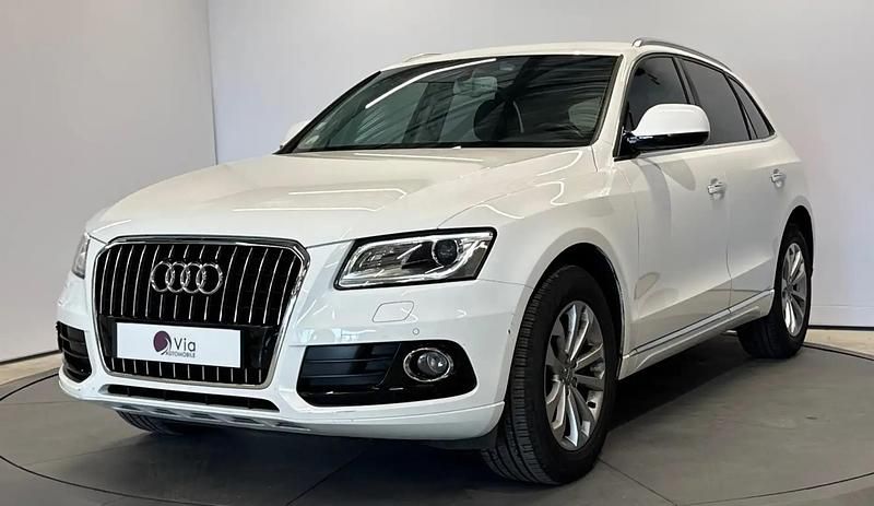 Blanc Utilisé 2016 Audi Q5 Ambiente SUV | 15 990 € (Prix juste) - Image 1/4
