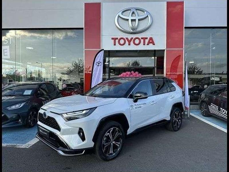 Occasion 2025 Toyota RAV4 Hybrid SUV | 53 990 € - Image 1/1
