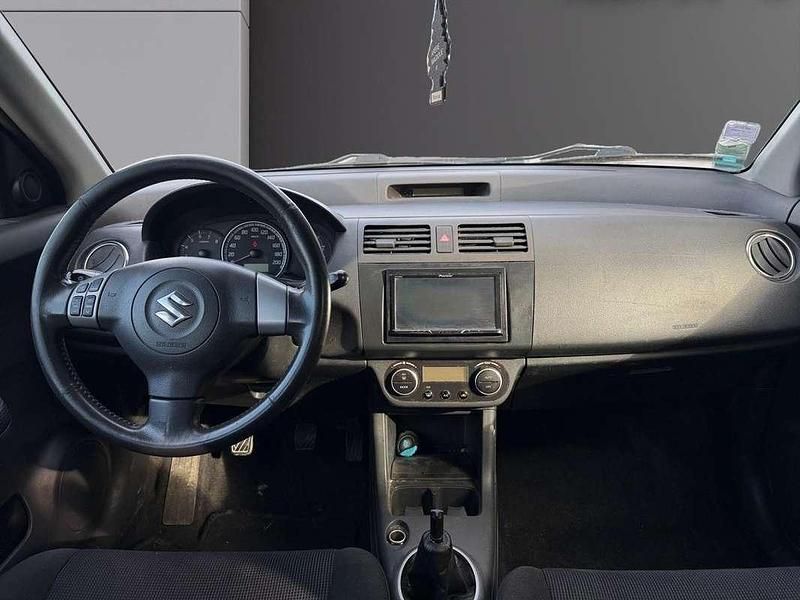 Occasion Suzuki Swift GL 92 ch (67 kW) 2006 Bleu Citadine