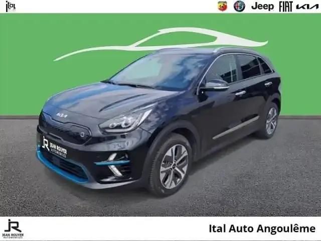 Noir Occasion 2022 Kia e-Niro Active SUV | 20 490 € (Super prix) - Image 1/4