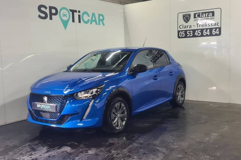 Vert Utilisé 2023 Peugeot e-208 Allure Citadine | 28 900 € - Image 1/3