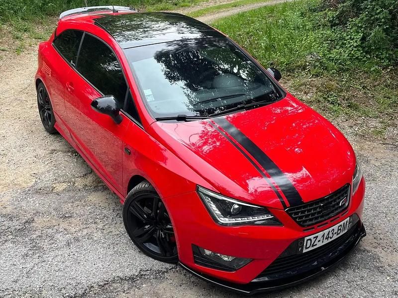 Rouge Utilisé 2016 Cupra Ibiza Berline | 14 500 € - Image 1/4