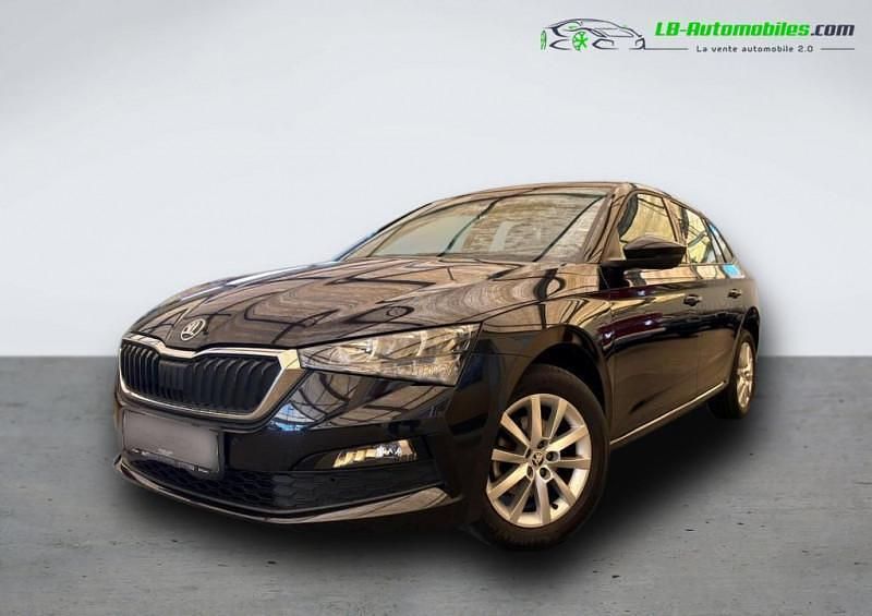 Utilisé 2023 Skoda Scala Citadine | 23 400 € (Prix juste) - Image 1/4