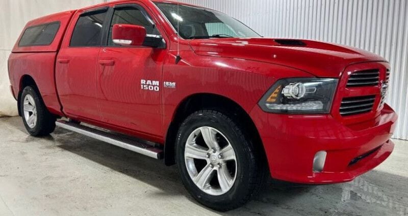 Rouge Utilisé 2016 Dodge Ram Pick-up | 32 704 € (Prix juste) - Image 1/4