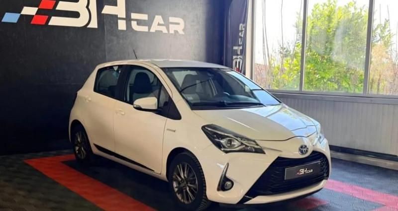Occasion Toyota Yaris Hybrid 76 ch (55 kW) 2018 Blanc Citadine