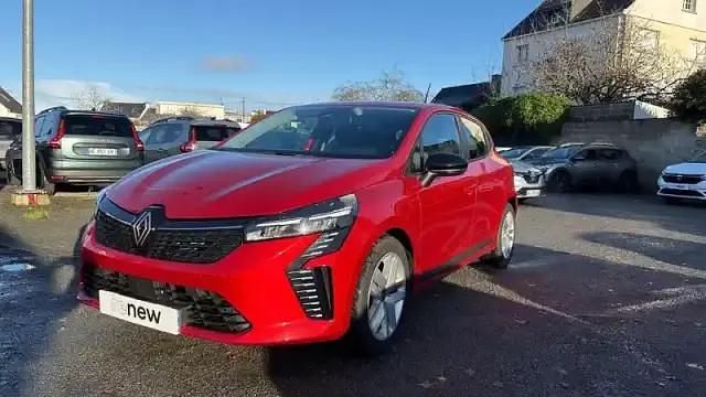 Occasion Renault Clio V 2025 Rouge flamme Berline
