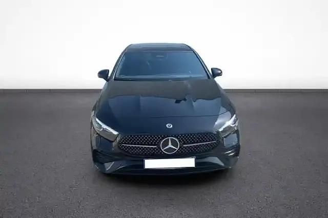 Occasion Mercedes A200 2025 Noir cosmos Berline