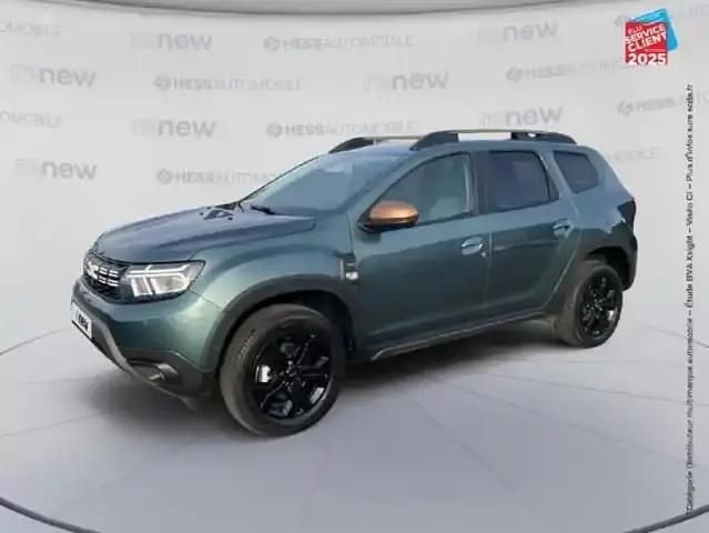 Vert cèdre métallisé Occasion 2023 Dacia Duster Extreme SUV | 20 999 € (Prix juste) - Image 1/4