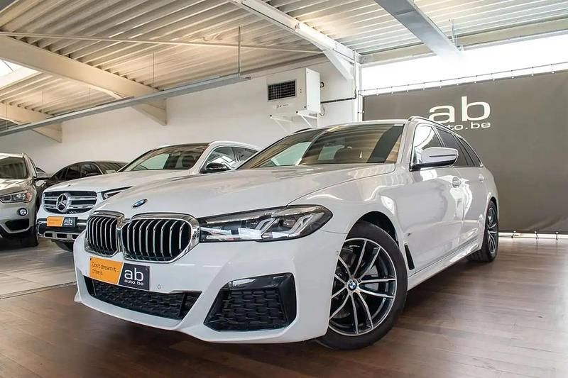 Blanc Utilisé 2021 BMW 520 M Sport Break | 36 990 € (Prix juste) - Image 1/4