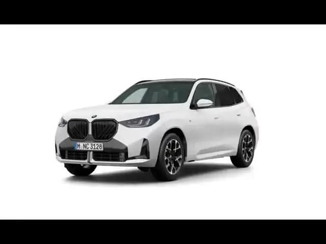 Blanc Nouvelle 2025 BMW X3 M Sport SUV | 71 400 € (Prix juste) - Image 1/4