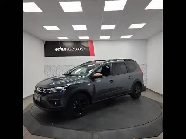 Vert cedre Nouvelle 2025 Dacia Jogger Monospace | 26 940 € - Image 1/4
