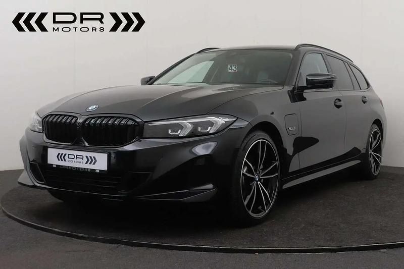 Noir Occasion 2022 BMW 320e Break | 29 995 € (Prix juste) - Image 1/4