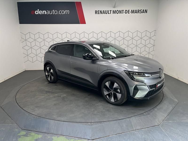Kqg Utilisé 2025 Renault Mégane Techno Berline | 36 040 € (Prix cher) - Image 1/4