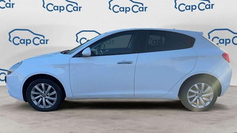 Occasion Alfa Romeo Giulietta Distinctive 120 ch (88 kW) 2018 Blanc Berline
