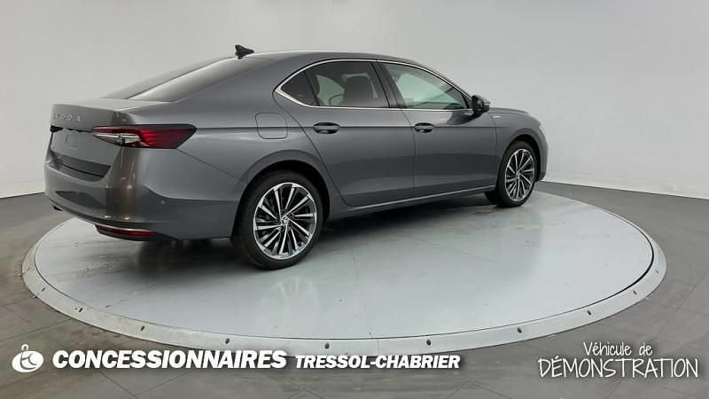 Occasion Skoda Superb LAURIN & KLEMENT 150 ch (110 kW) 2024 Gris Berline