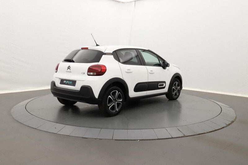 Image 2/4