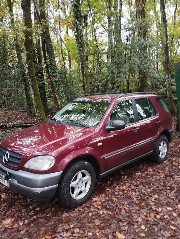 Occasion Mercedes ML270 162 ch (119 kW) 2001 Rouge SUV