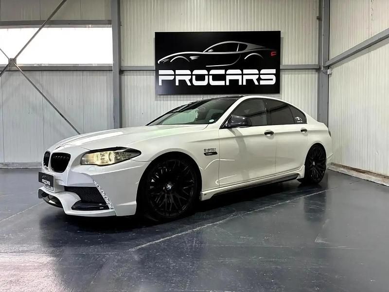 Blanc Utilisé 2010 BMW 535 Berline | 36 490 € - Image 1/4