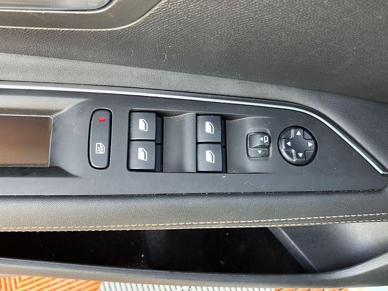 Occasion Peugeot 3008 GT-line 130 ch (95 kW) 2019 Blanc nacré/ tt noir SUV