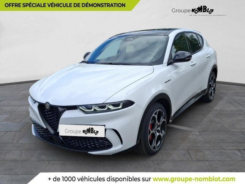 Blanc Nouvelle 2025 Alfa Romeo Tonale Veloce SUV | 46 490 € (Prix assez cher) - Image 1/3