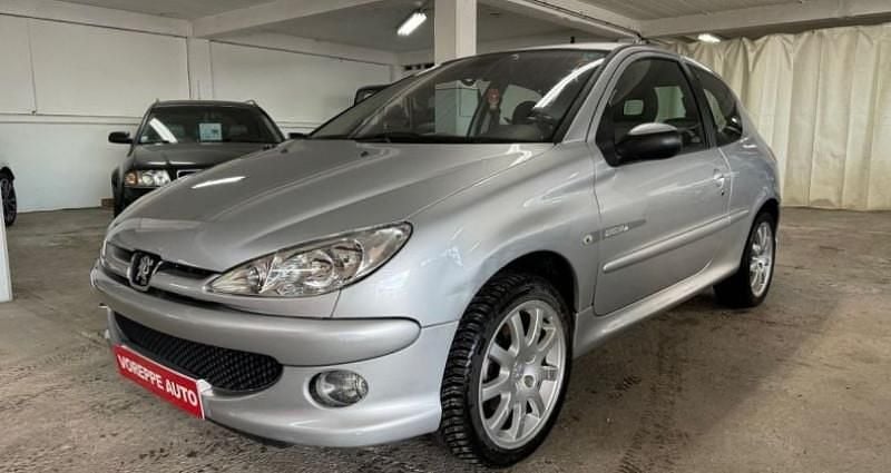 Occasion 2005 Peugeot 206 Quiksilver Citadine | 4 999 € (Prix juste) - Image 1/4