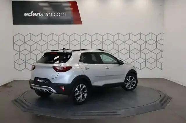 Occasion Kia Stonic GT-Line 120 ch (88 kW) 2024 Gris SUV
