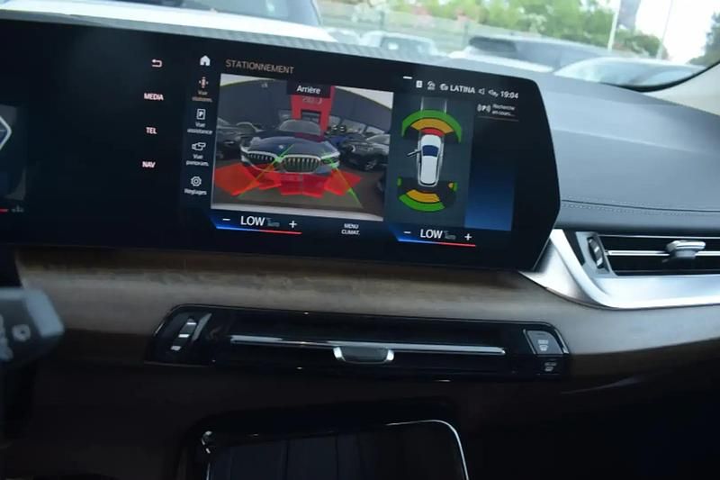 Occasion BMW 218 Luxury Line 137 ch (100 kW) 2022 Blanc Monospace