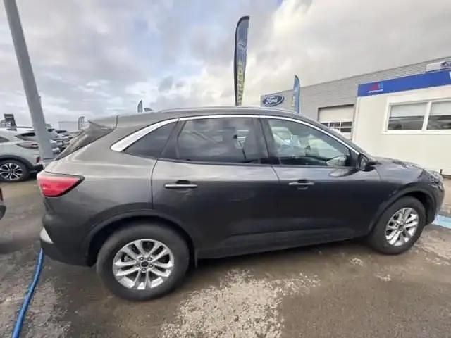 Occasion Ford Kuga Titanium 190 ch (139 kW) 2024 Gris magnetic métallisée fashion SUV