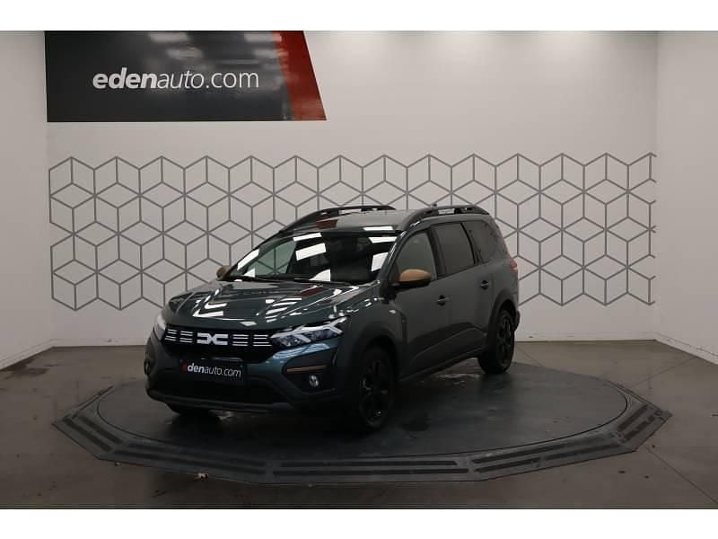 Vert oxide Utilisé 2025 Dacia Jogger Extreme Monospace | 22 980 € (Prix juste) - Image 1/4