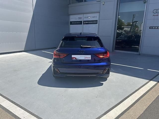 Occasion Audi A1 Sportback Black Edition 116 ch (85 kW) 2025 Bleu navarre métallisé noir mythe métallisé Citadine