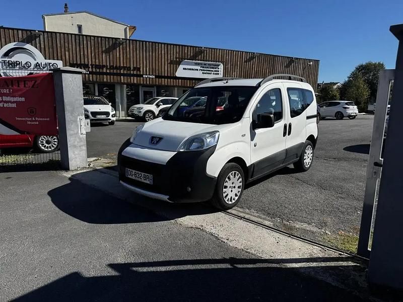 Blanc Utilisé 2014 Peugeot Bipper Outdoor Monospace | 7 990 € - Image 1/4