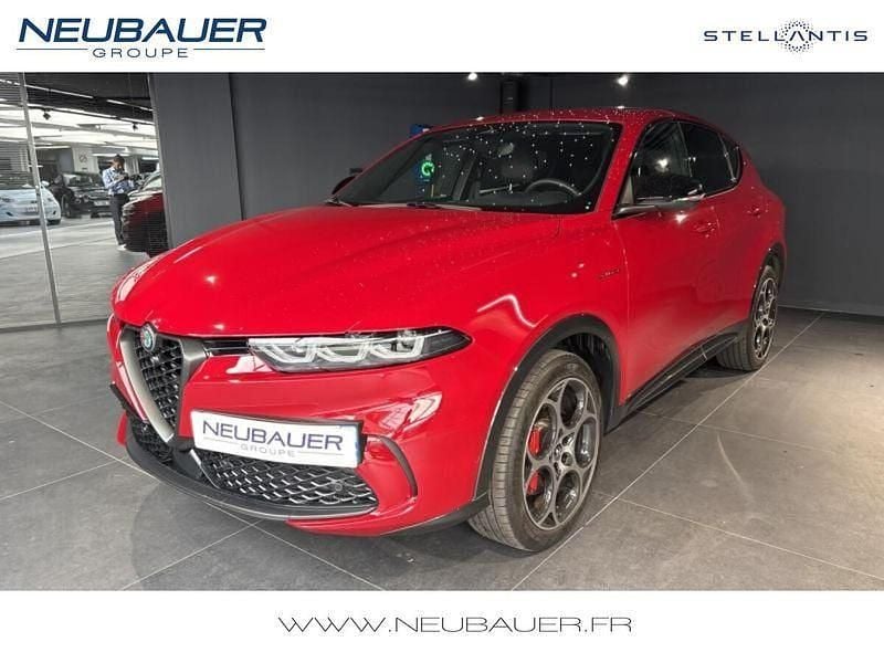 Rouge Utilisé 2023 Alfa Romeo Tonale Veloce SUV | 45 970 € - Image 1/4