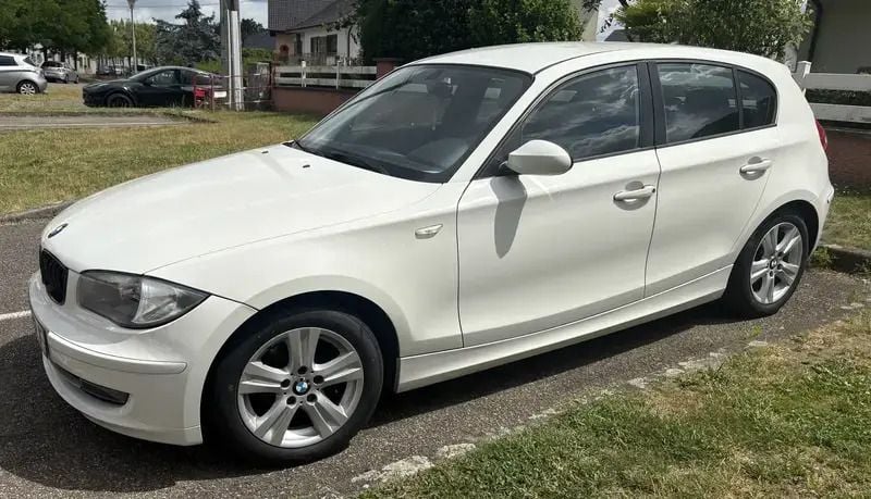 Utilisé 2009 BMW 116 Citadine | 4 990 € (Prix juste) - Image 1/4